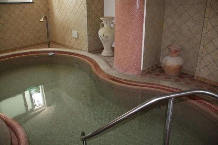 Pool 11 of 56