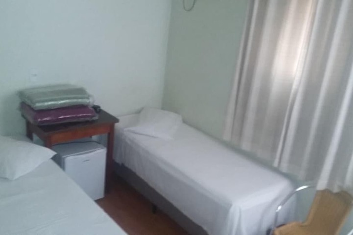 Room 12 of 44