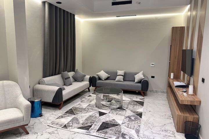 Room 79 of 147