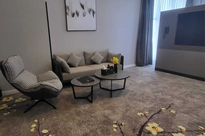 Room 19 of 39