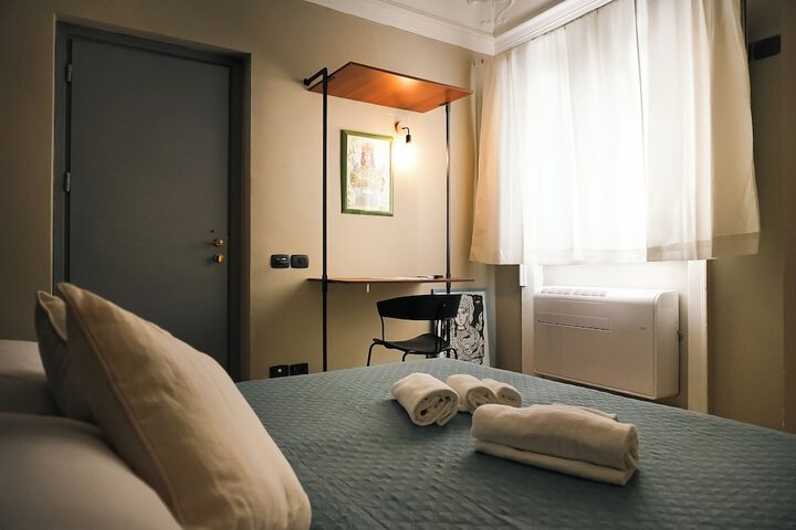 Room 15 of 43