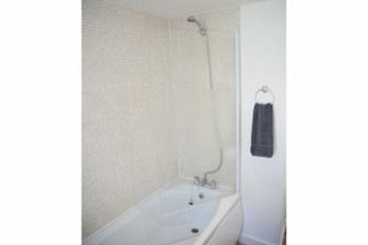 Room 10 of 25