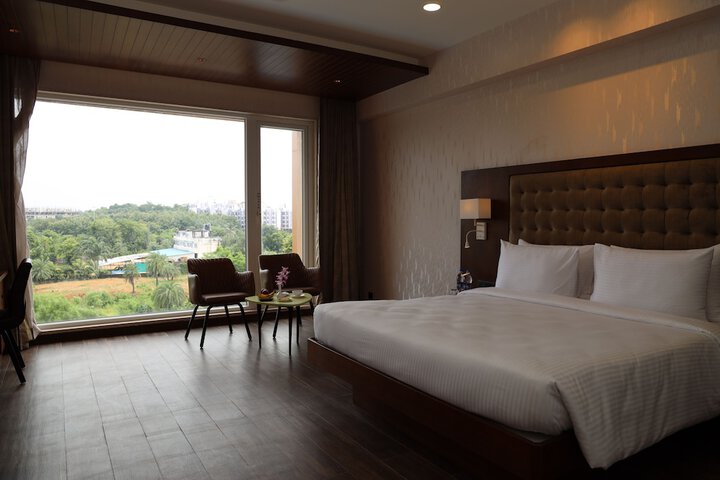 Room 14 of 118