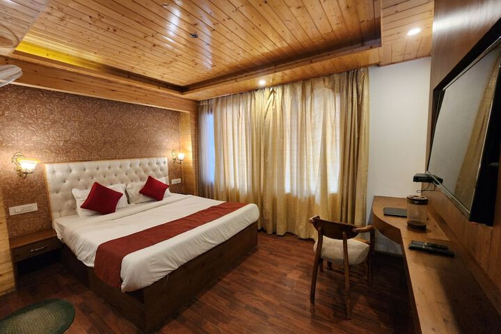 Room 8 of 22