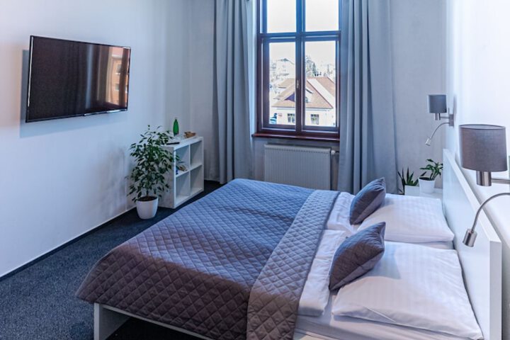 Room 21 of 70