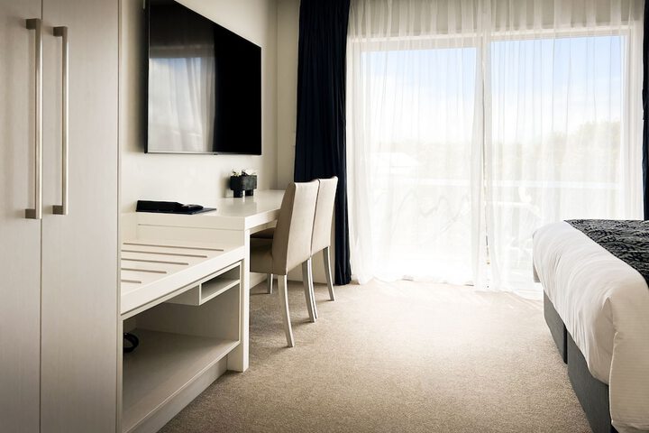 Room 7 of 41