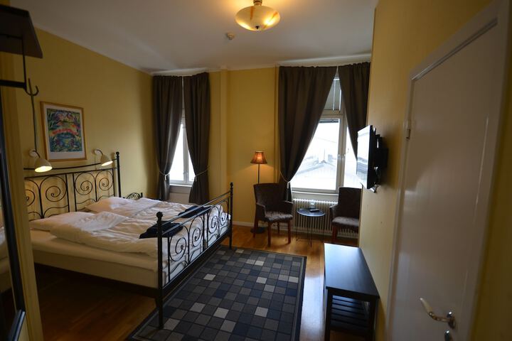 Room 13 of 57