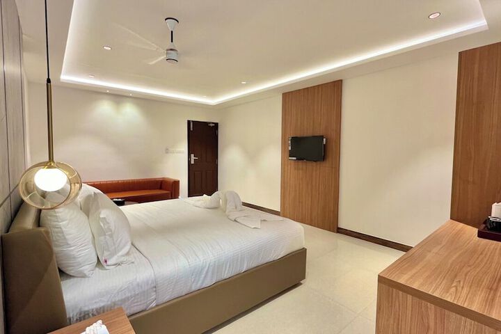 Room 65 of 97