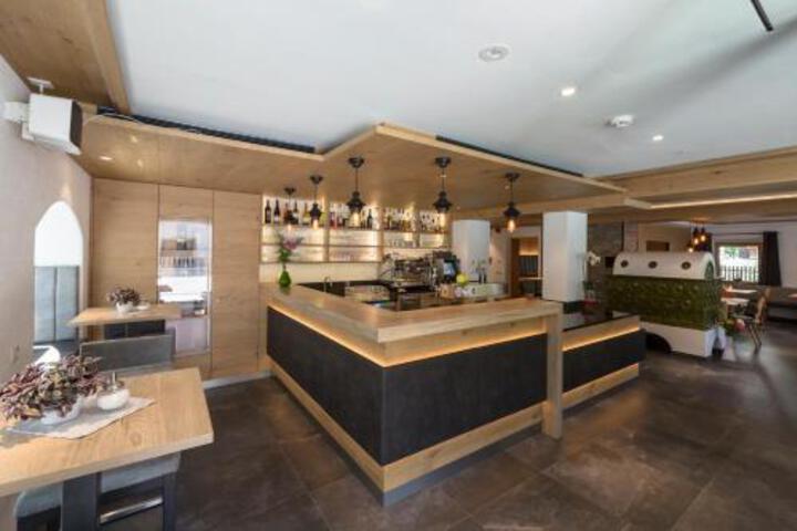 HOTEL ZUR BRUECKE