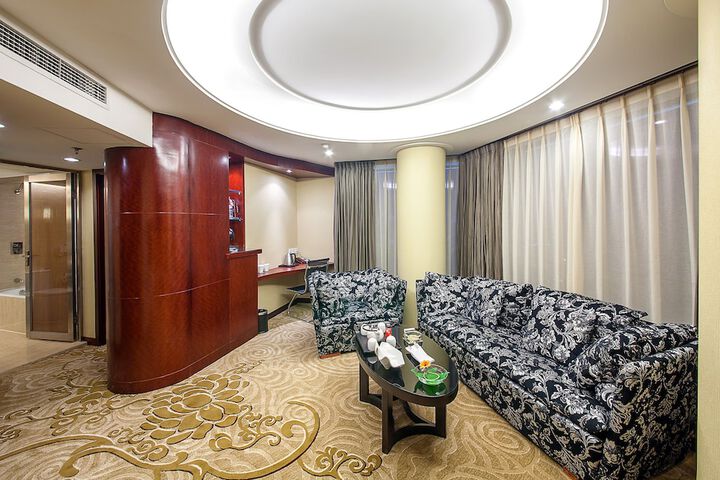 Room 4 of 47
