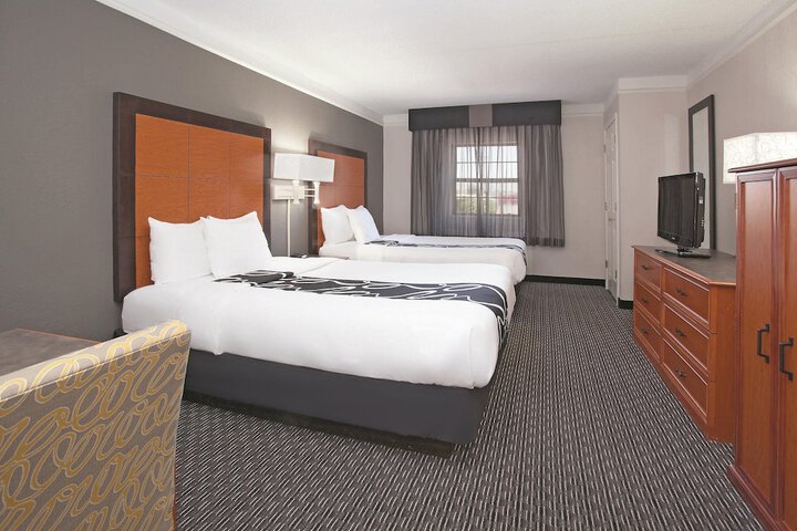 Room 6 of 29