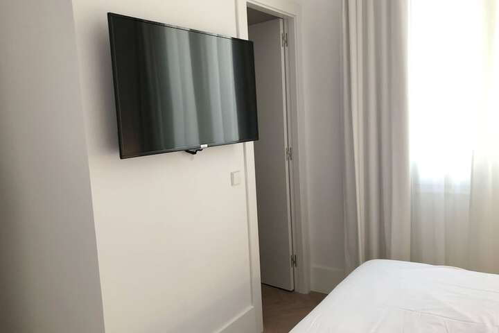 Room 43 of 61