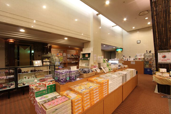 Gift shop