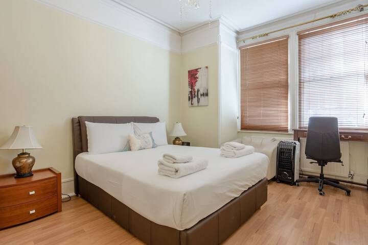 2 Bedroom Victorian Build With Garden Near To Finchley Tube