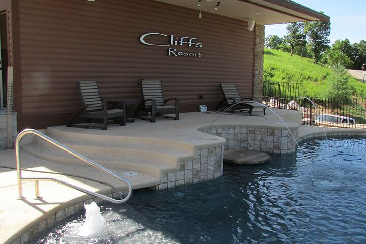 Pool 89 of 98