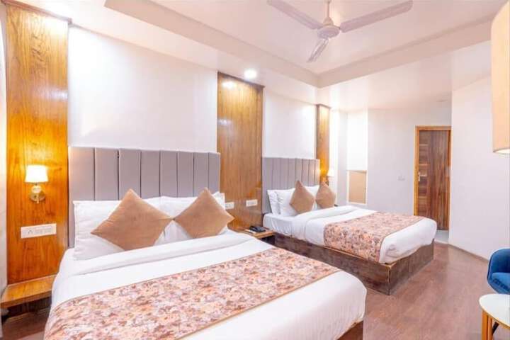 Room 6 of 23
