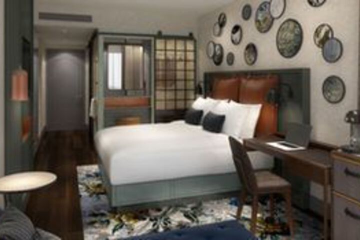 Room 7 of 51