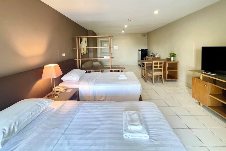 Room 19 of 111