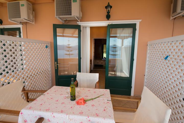 Terrace/Patio 76 of 145