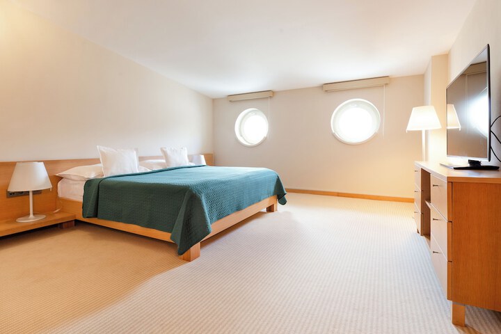 Room 21 of 70