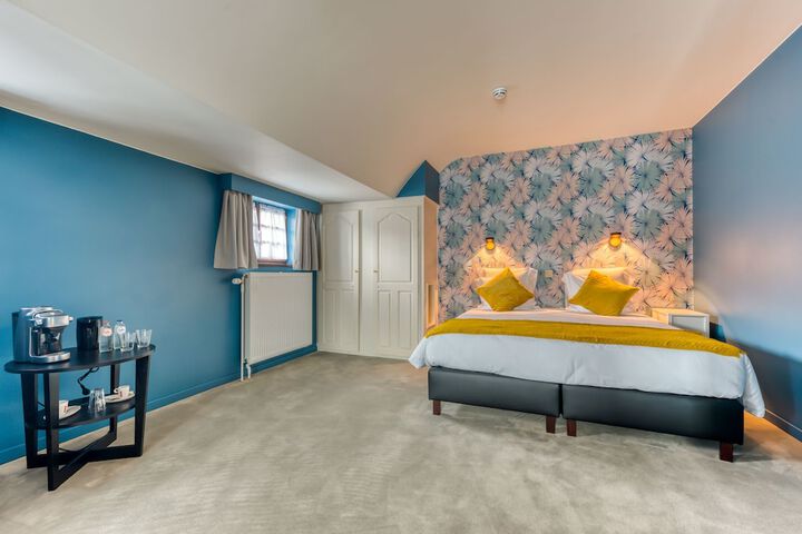 Room 23 of 51