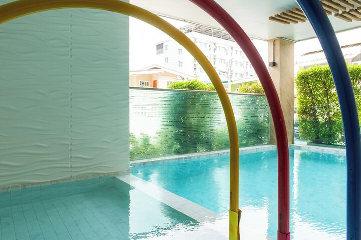 Pool 41 of 53
