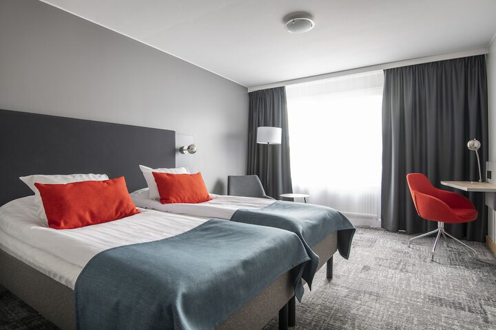 Room 5 of 29