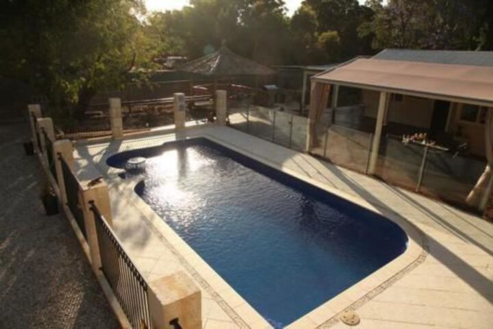Pool 32 of 32