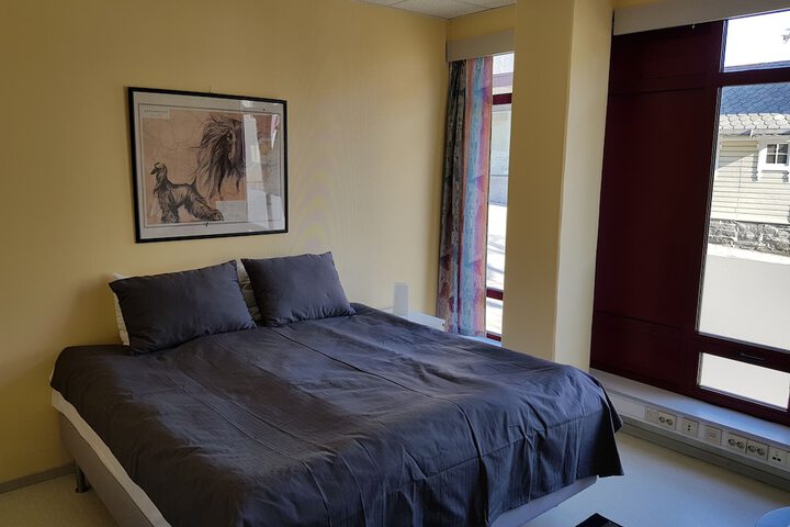 Room 5 of 7