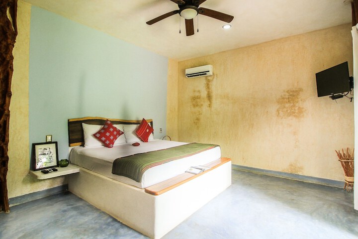 Room 28 of 147
