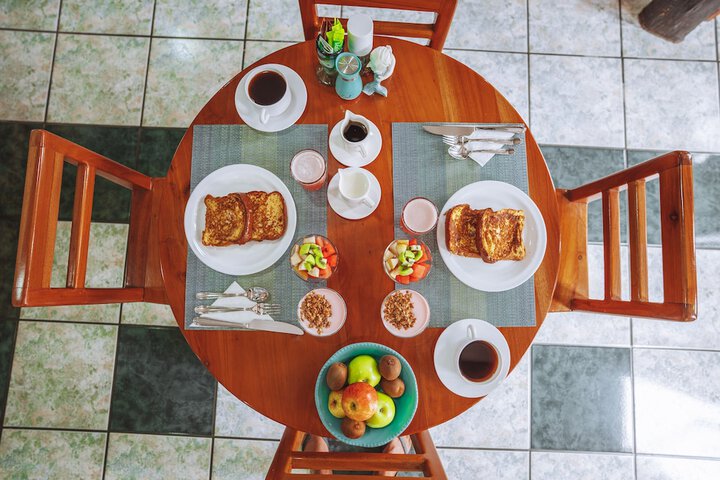 Breakfast/Coffee Service 122 of 204