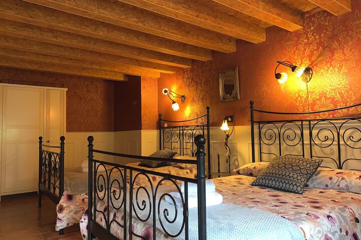 Room 14 of 49