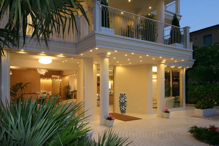 Hotel 48 of 70