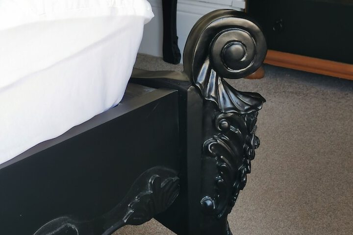 Room 7 of 28