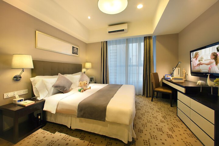 Room 4 of 44