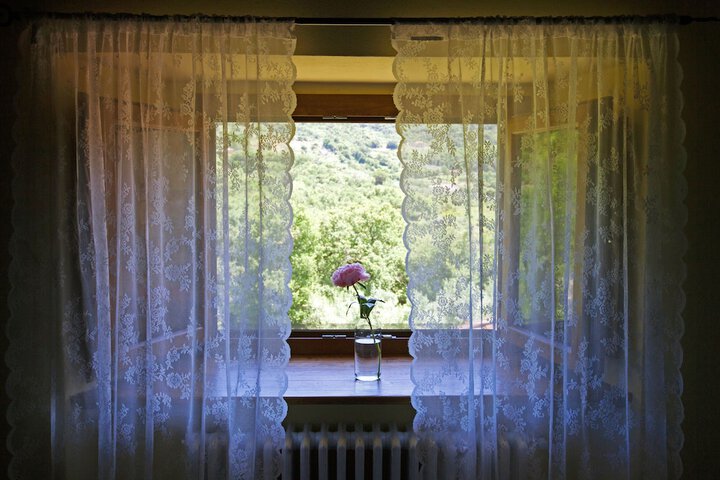 Room 27 of 66