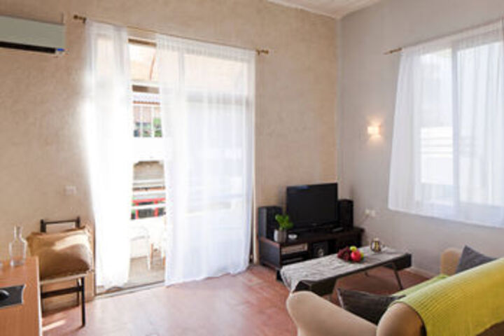 Room 108 of 120
