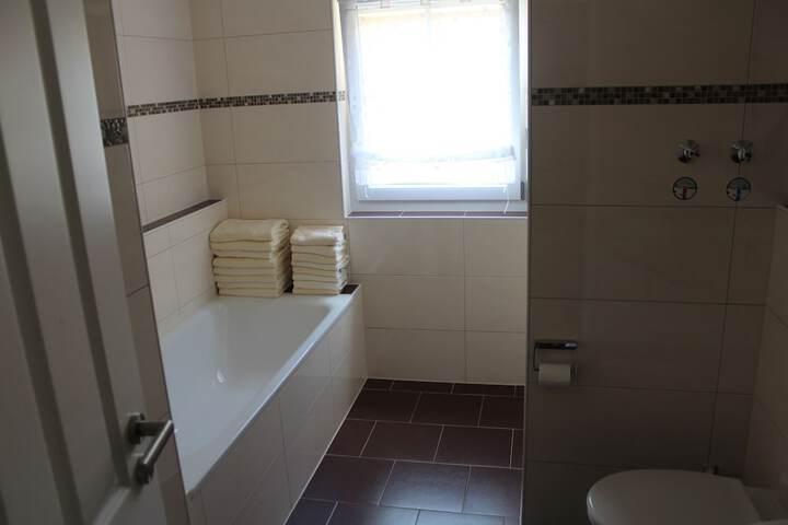 Room 14 of 25