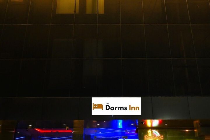 Hotel 11 of 12