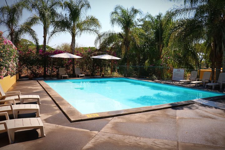 Hotel Exterior 44 of 51