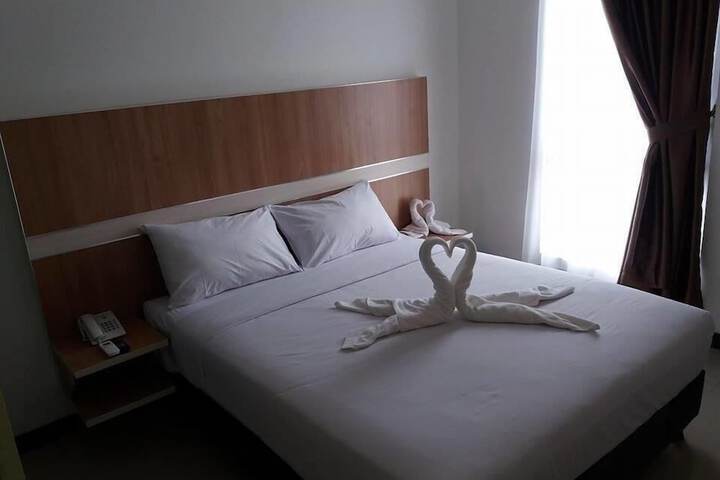 Room 16 of 25