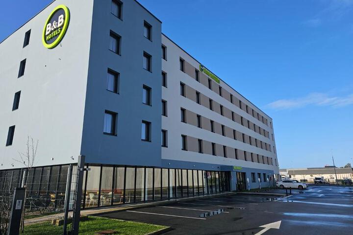 B & B HOTEL Deauville-Touques