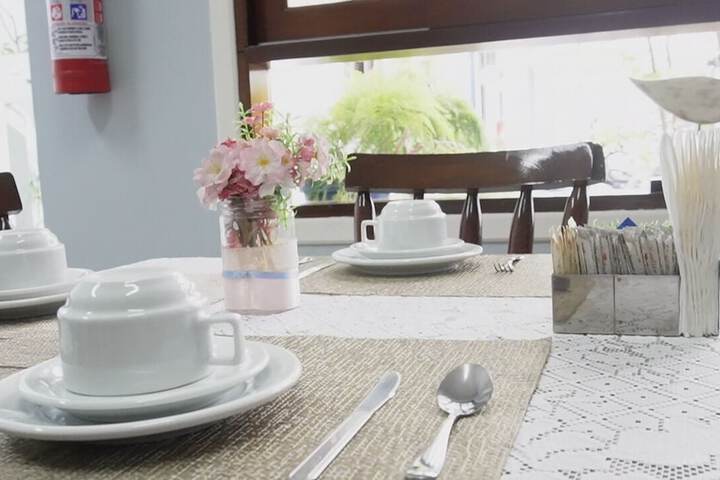 Breakfast/Coffee Service 34 of 44