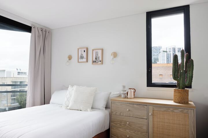 Room 13 of 37