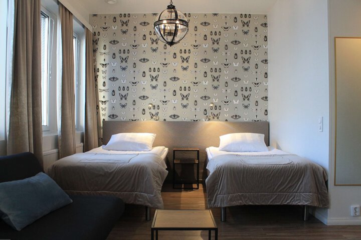 Room 54 of 136