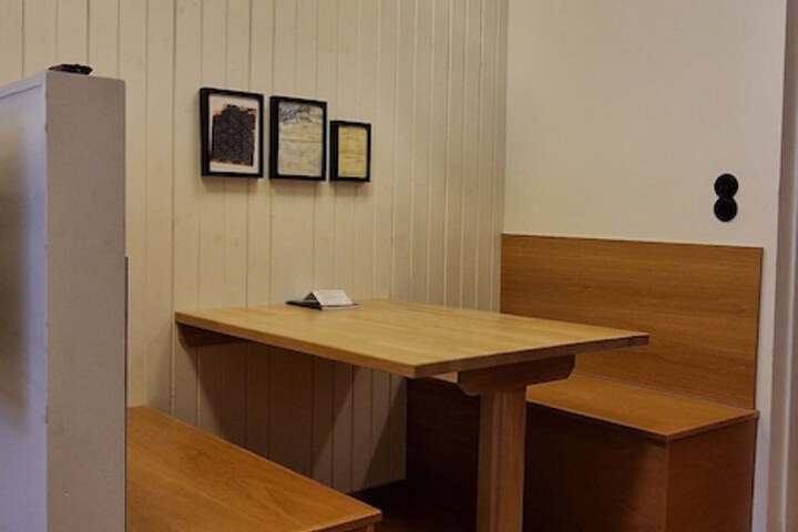 Room 25 of 109