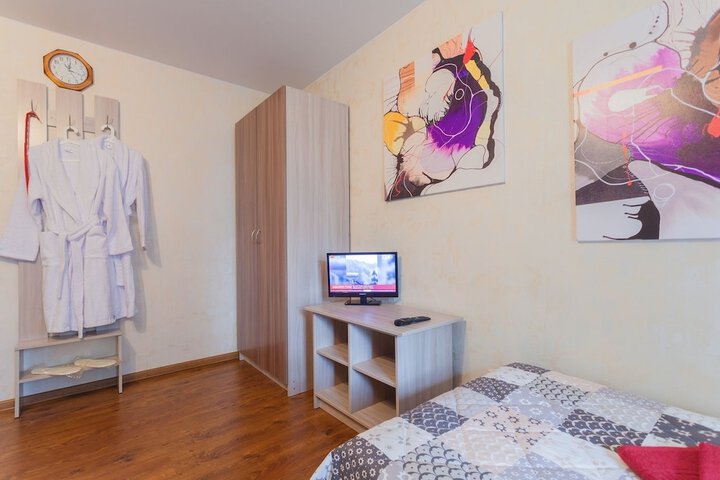 Room 42 of 89