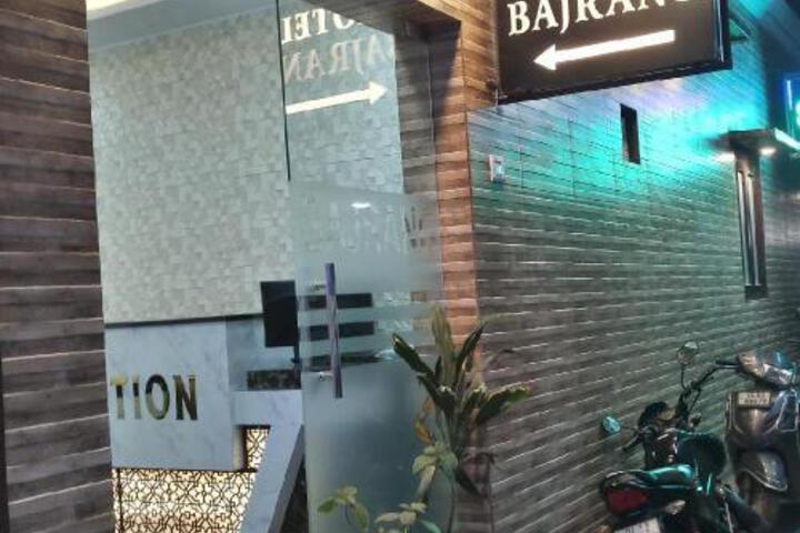 Hotel Bajrang