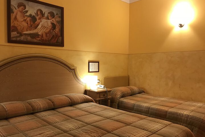 Room 15 of 46