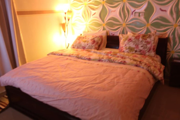 Room 8 of 24